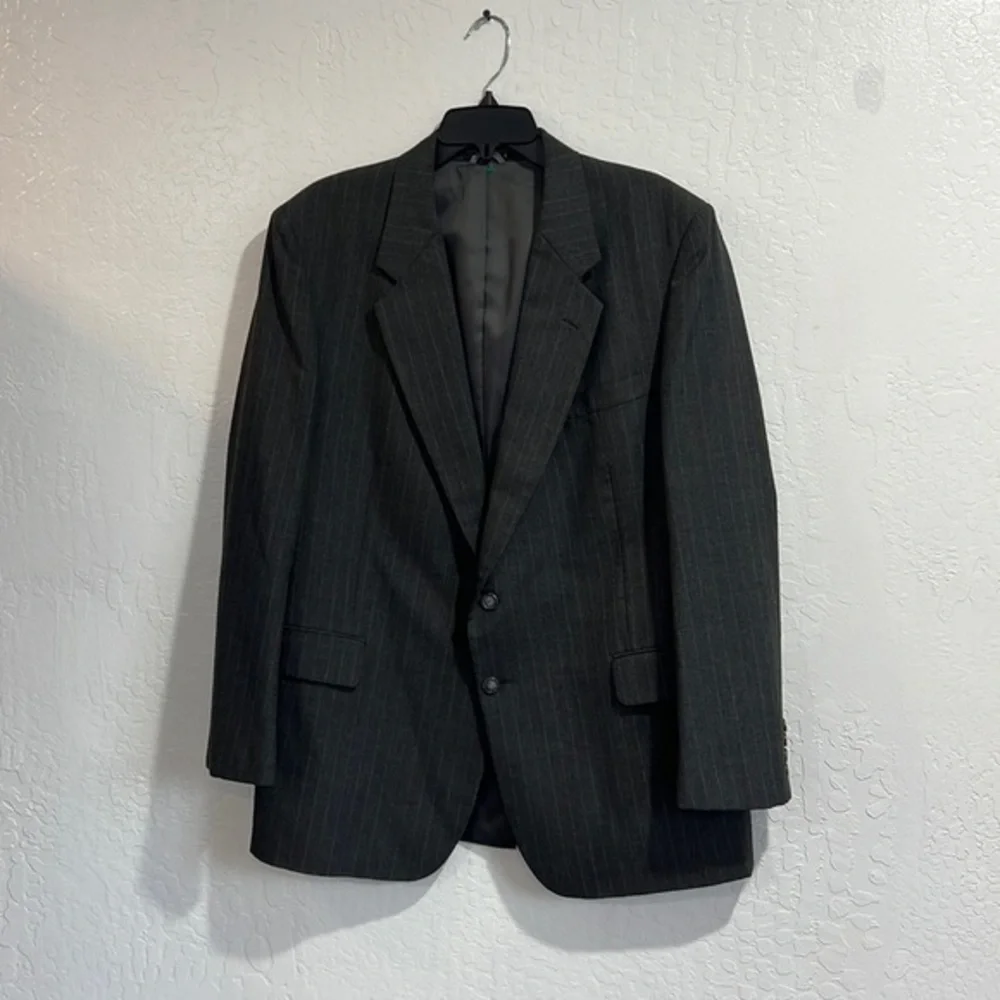 AUSTIN MANOR MENS BLACK GRAY STRIPED SUIT Jacket SIZE: 40R